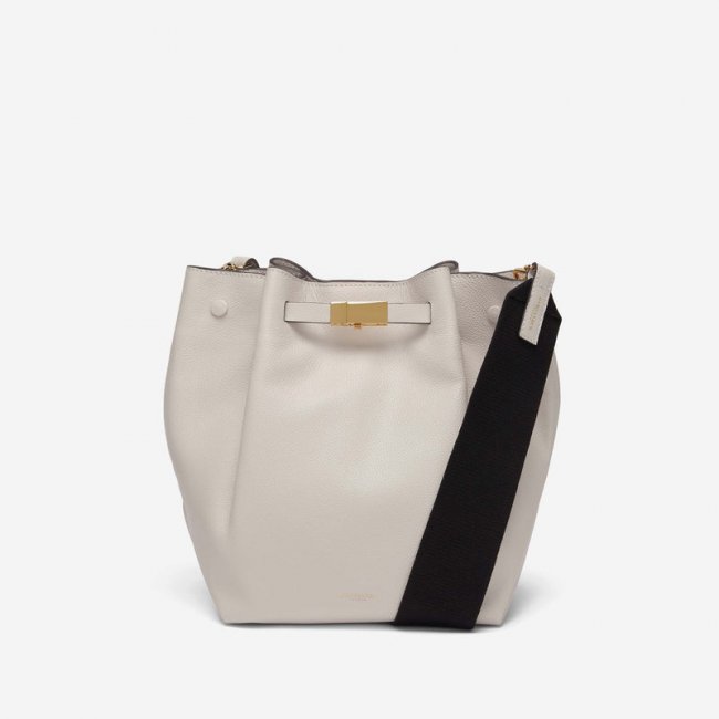 Demellier | The New York Bucket | Off-White Small Grain | Canada Outlet
