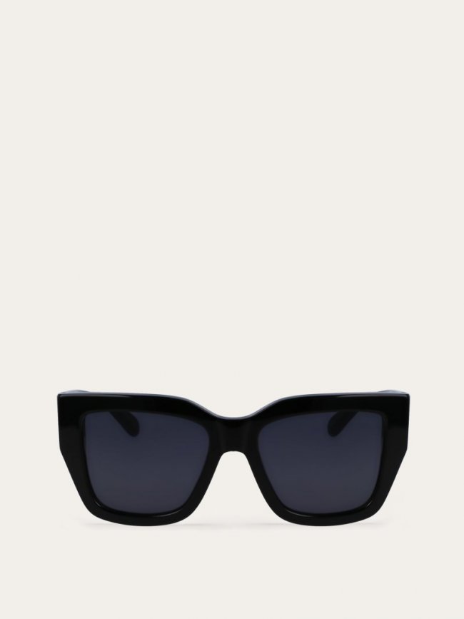 Ferragamo Women's Sunglasses - Black | Quick Ship!