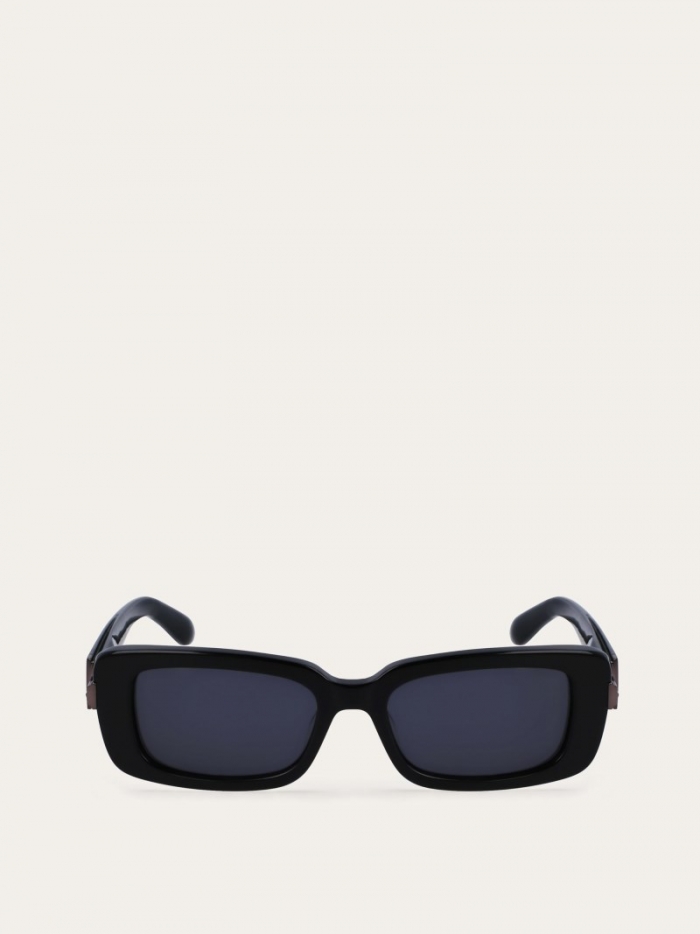 Ferragamo Women's Sunglasses - Black | Quick Ship!