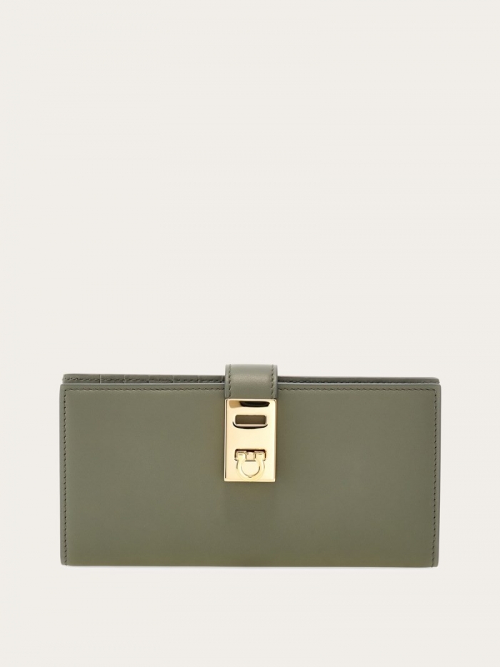 Ferragamo Women's Hug Continental Wallet - Ash Grey | Quick Ship!