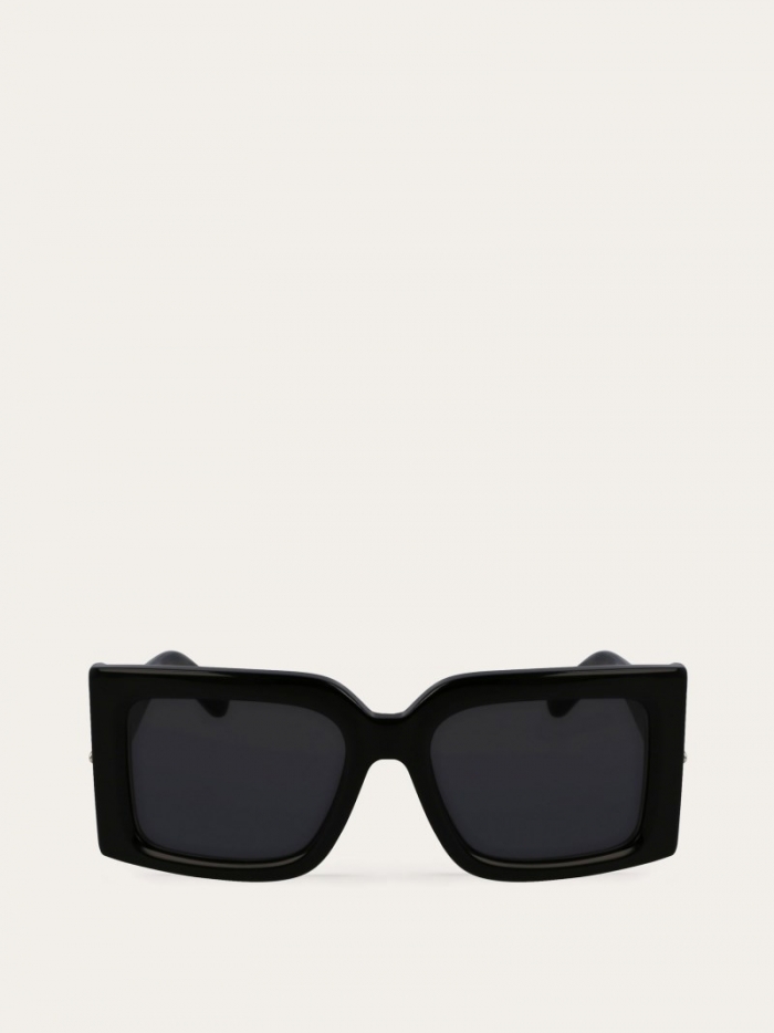 Ferragamo Women's Sunglasses - Black/Grey | Quick Ship!