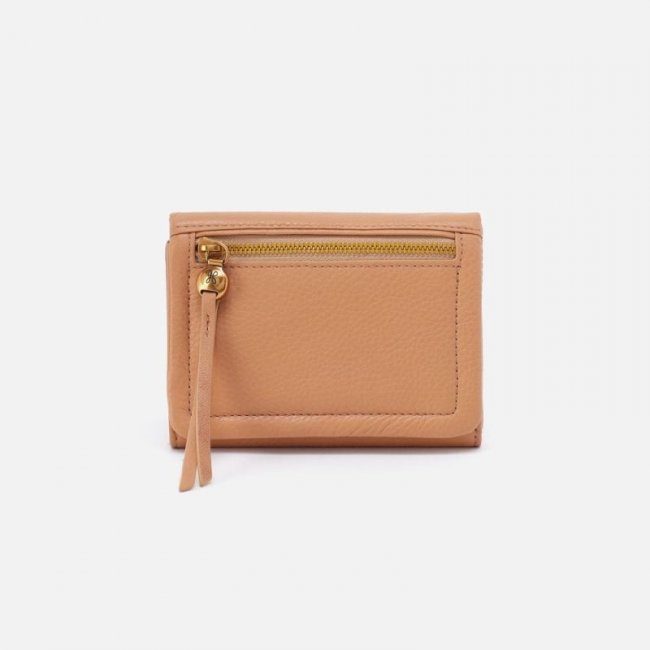 Hobo Women's Lumen Medium Bifold Compact Wallet in Pebbled Leather - Sandstorm | New Arrivals