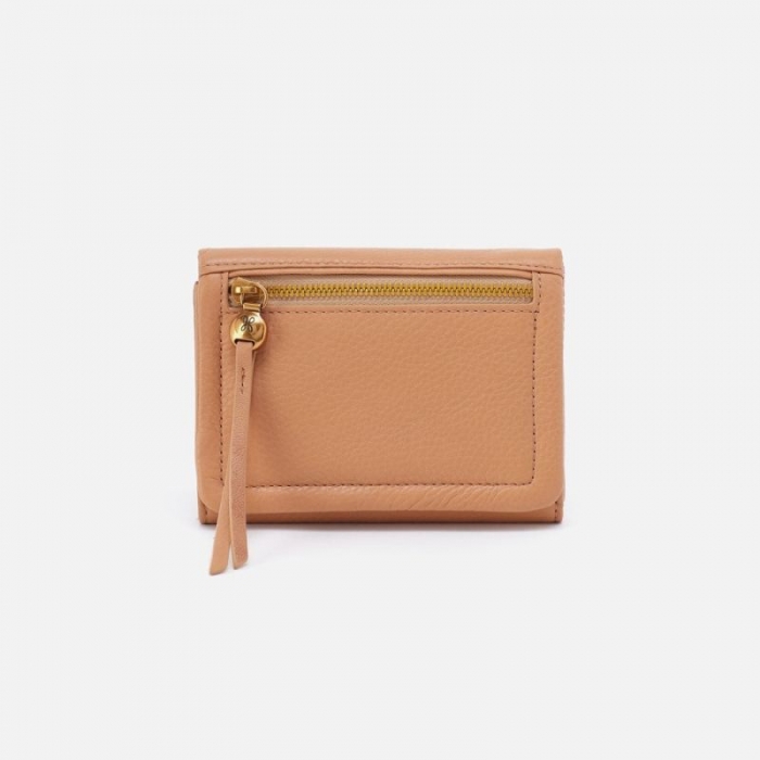 Hobo Women's Lumen Medium Bifold Compact Wallet in Pebbled Leather - Sandstorm | New Arrivals
