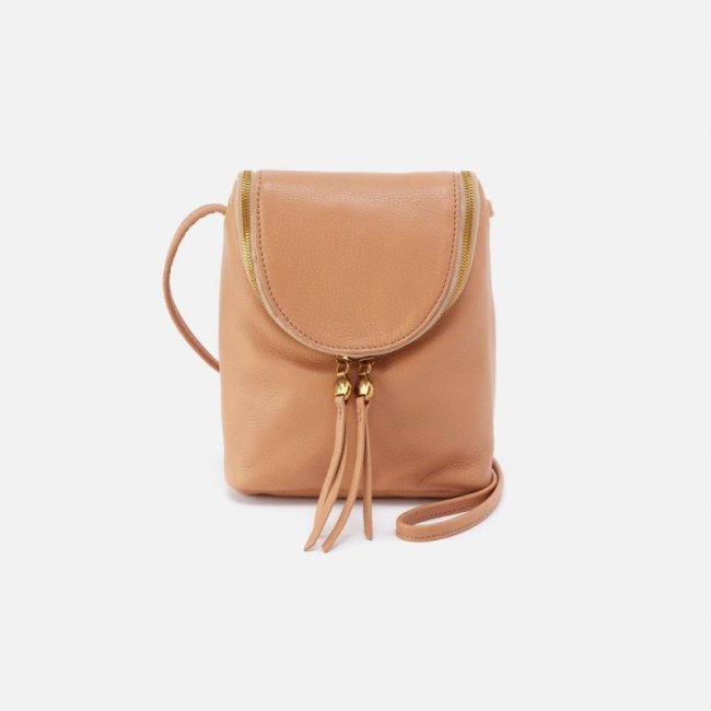 Hobo Women's Fern Crossbody in Pebbled Leather - Sandstorm | New Arrivals