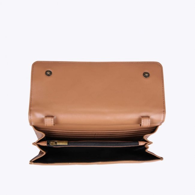 Kurt Geiger Kensington Quilt Wallet - Camel | Canada Outlet