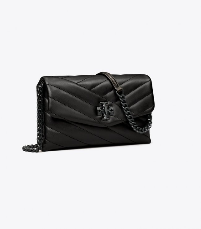 TORY BURCH KIRA CHEVRON POWDER COATED CHAIN WALLET - Black | Free Shipping